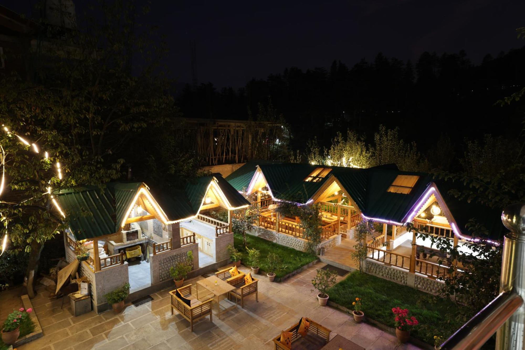 Hide-In Old Manali Hotel Exterior foto