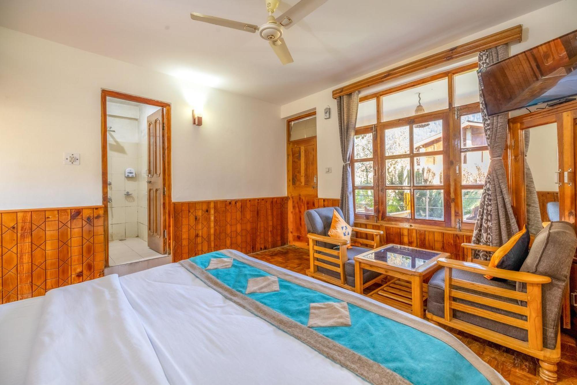 Hide-In Old Manali Hotel Exterior foto