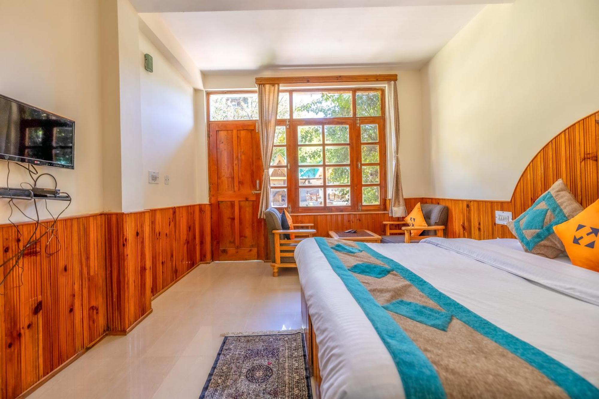 Hide-In Old Manali Hotel Exterior foto